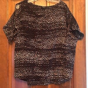 Women’s Apt 9 women’s blouse